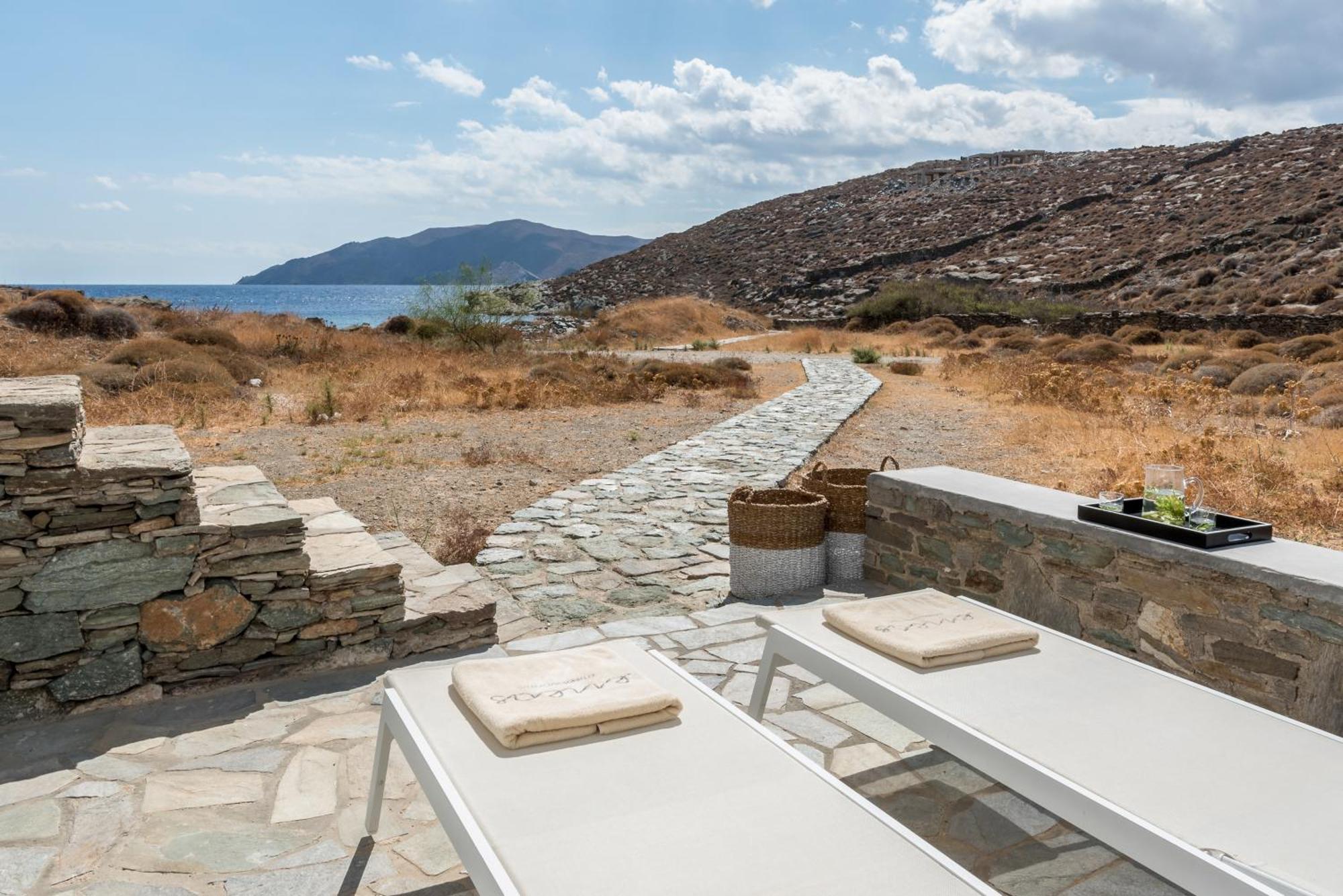 Eneos Kythnos Beach Villas-Elegant And Comfort Villas Room photo